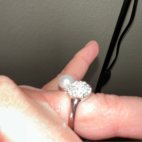 Cultured pearl ring 7-8 mm with lab diamond silver ring size 7 - Picture 4 of 5